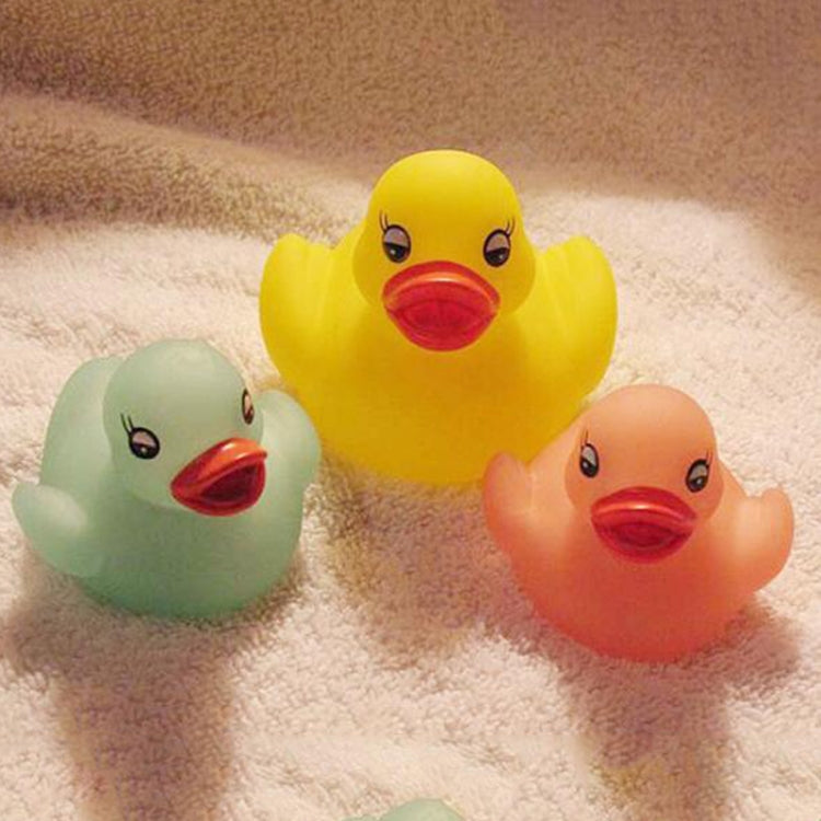 2 PCS LED Water Induction Light Duck Baby Bath Toys, Random Color Delivery - Water Fun & Sand Toys by PMC Jewellery | Online Shopping South Africa | PMC Jewellery