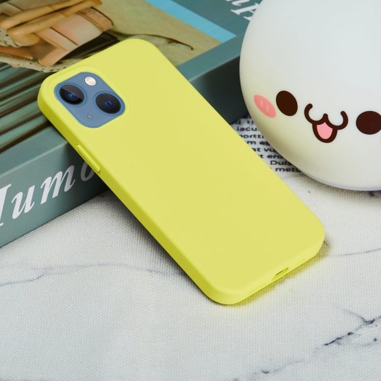 For iPhone 15 Solid Color Silicone Phone Case(Lemon Yellow) - iPhone 15 Cases by PMC TechLife | Online Shopping South Africa | PMC TechLife