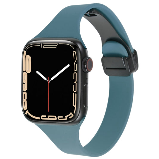 For Apple Watch 8 41mm Magnetic Buckle Slim Silicone Watch Band(Light Green) - Watch Bands by PMC Jewellery | Online Shopping South Africa | PMC Jewellery